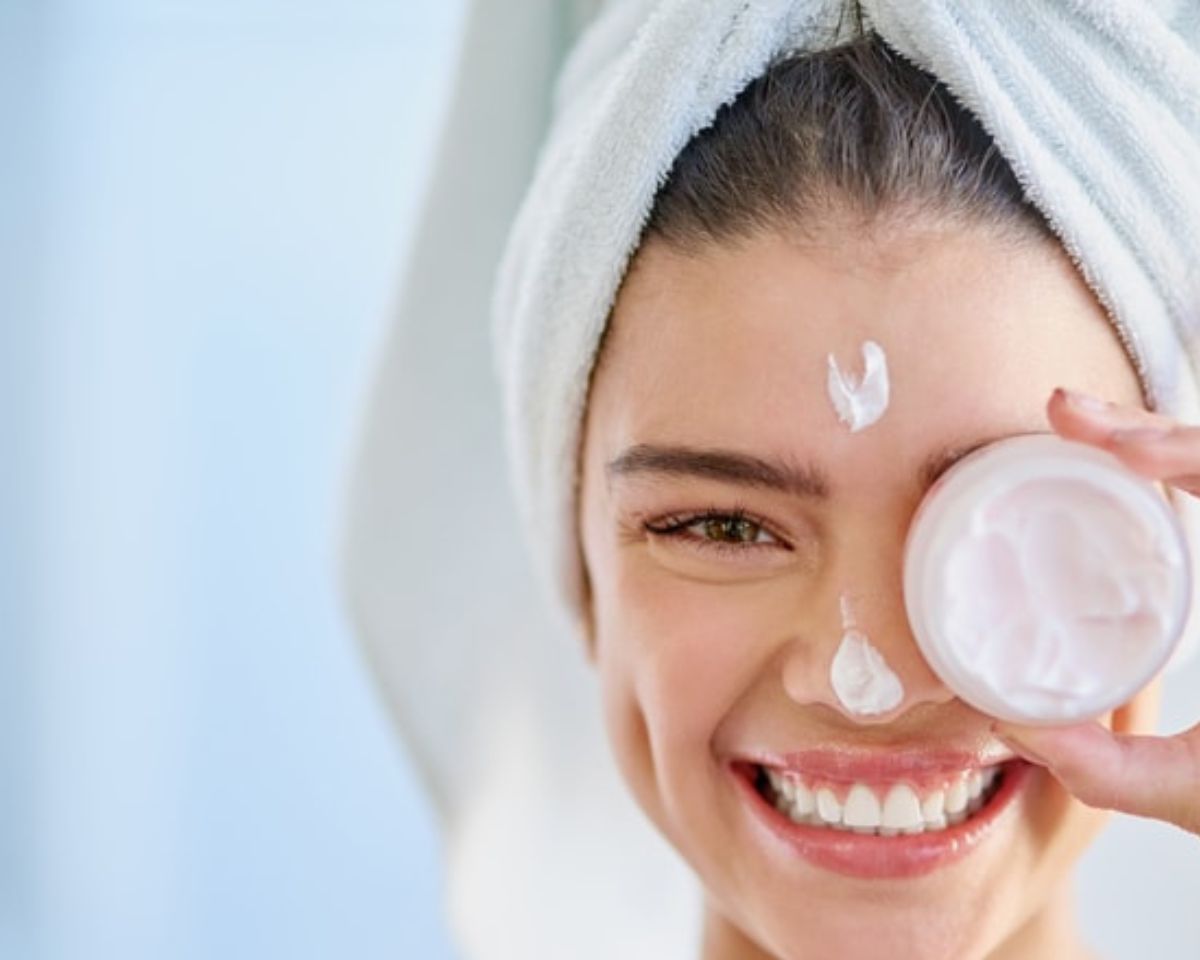 ست رطوبت رسان skin school کلینیک