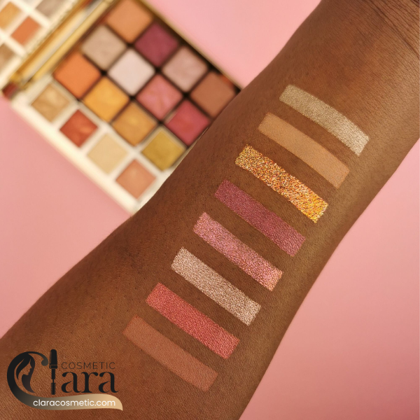 پالت سایه چشم رولوشن Adorned1