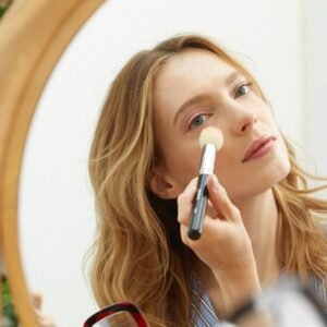 انتخاب بهترین رنگ رژ لب ترند