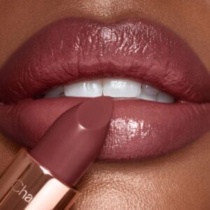 انتخاب رنگ رژ لب مناسب پوست